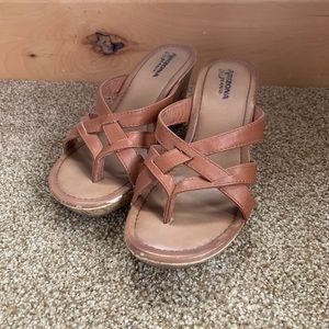 arizona jean co. brown wedge sandals